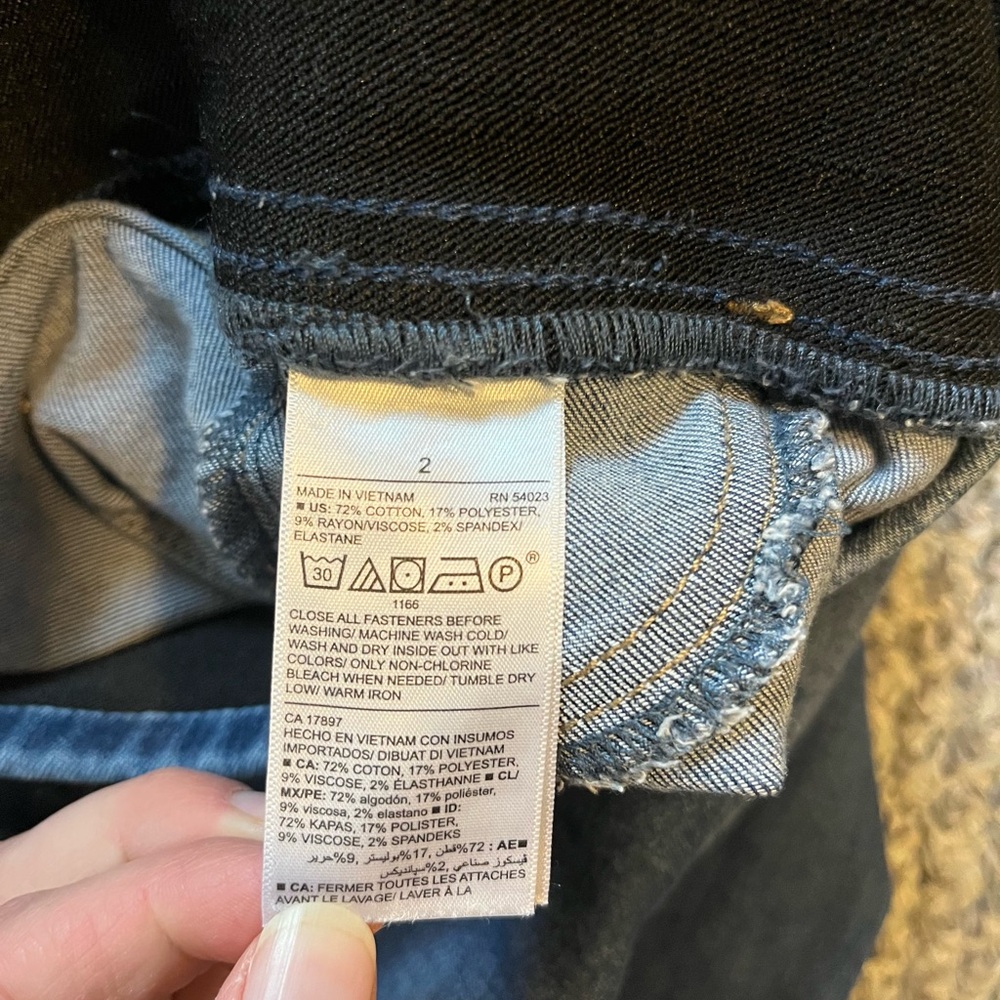 Old Navy Indigo Rockstar Jeggings - Picture 4 of 5